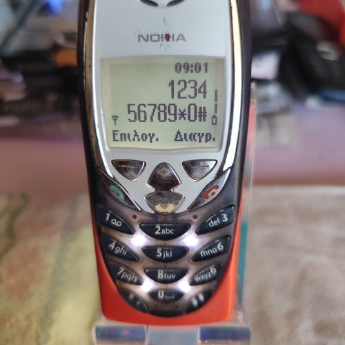 Nokia 8310 used vintage phone with new battery and custom GIDINNESS engraving
