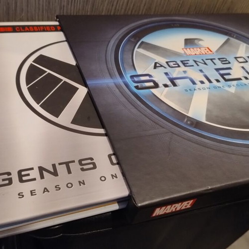 Marvel Comics collection used, 74 volumes including 14 hardcovers