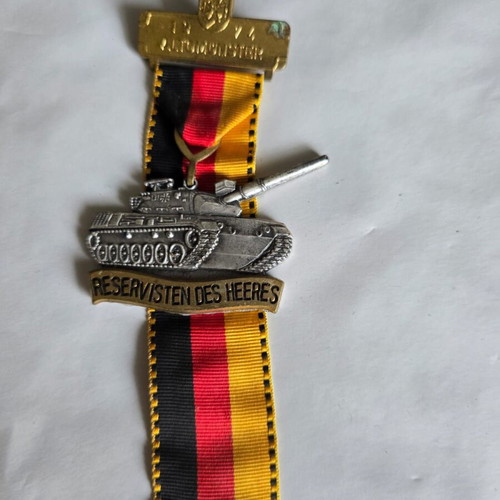 Vintage German Wandertag medal collection like new, 18 pieces