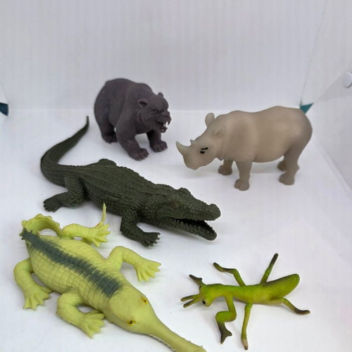 Stretchy animal figures lot used