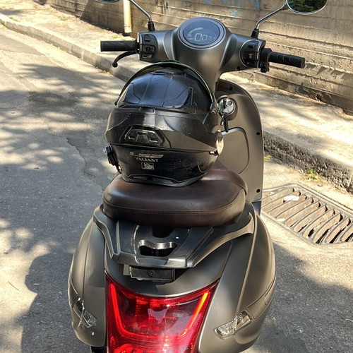 LVNENG LX06 max 4000W Vespa electric scooter