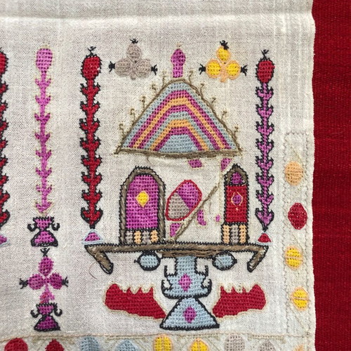 Tsevres used in perfect condition 103.5x33