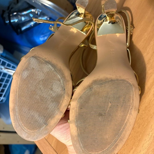 Stradivarius sandals 38 like new, gold