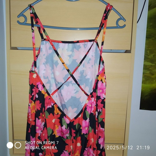 Long backless dress like new, size M-L, with crossed back design