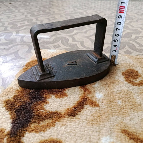 Old cast iron iron used