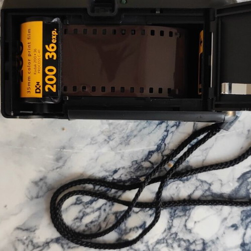 Kodak Star Camera like new with case and 2 medium batteries, black