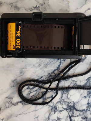 Kodak Star Camera like new with case and 2 medium batteries, black
