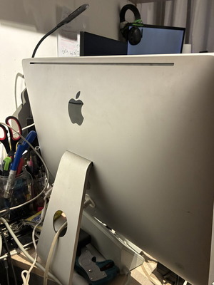 Apple iMac Late 2009 21.5 inch like new