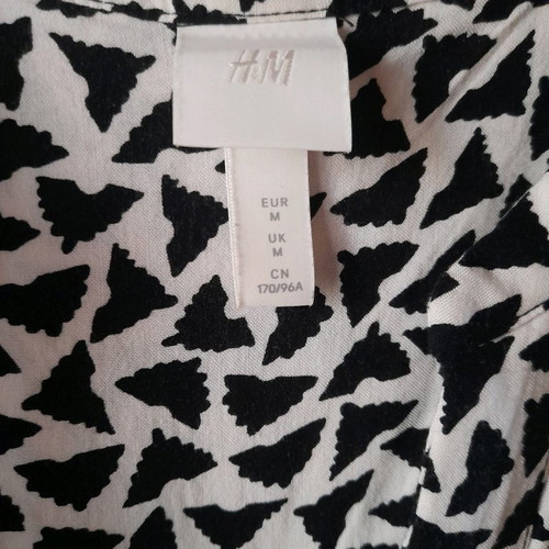 H&M shirt used, size M, black patterned