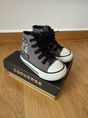 Converse Chuck Taylor All Star CT Print Hi boots like new, size 21, charcoal gray