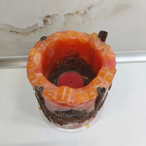 Large decorative candle in like new condition