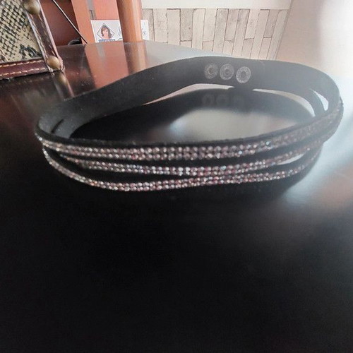 Tsoker necklace black velvet triple with strass like new