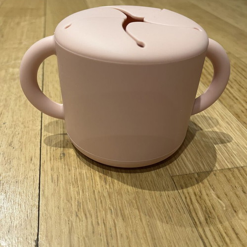 Mushie Silicone Snack Cup new