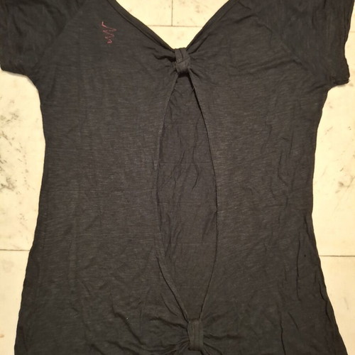 Black T-shirt like new with open back, size S