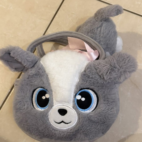 Dog-shaped bag like new