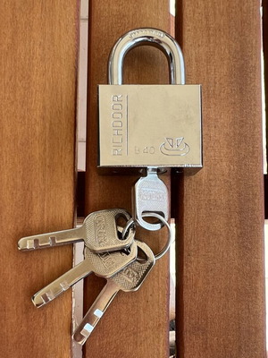 Λουκέτο Richdoor B40 40mm καινούργιο με 4 κλειδιά Vane