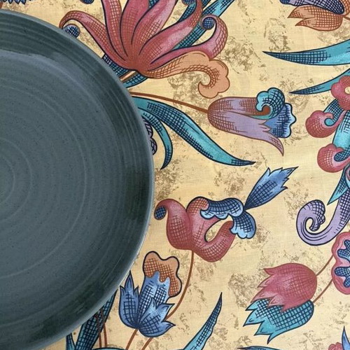 Tablecloth 100% cotton 240x310 cm new with rounded corners