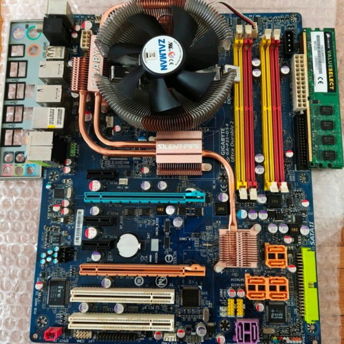 Intel Socket s775 Vintage Retro Kit used with Core 2 Quad Q6600 and Gigabyte GA-P35-DS4