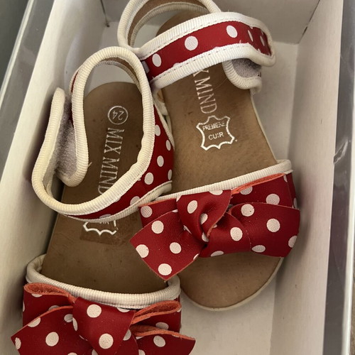 Mixmind Kids Sandal Size 22 Like New
