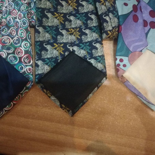 Men's ties used, set of 3 with youthful patterns