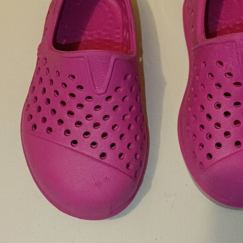Fuchsia beach sandals toms size 5 (21 num.)