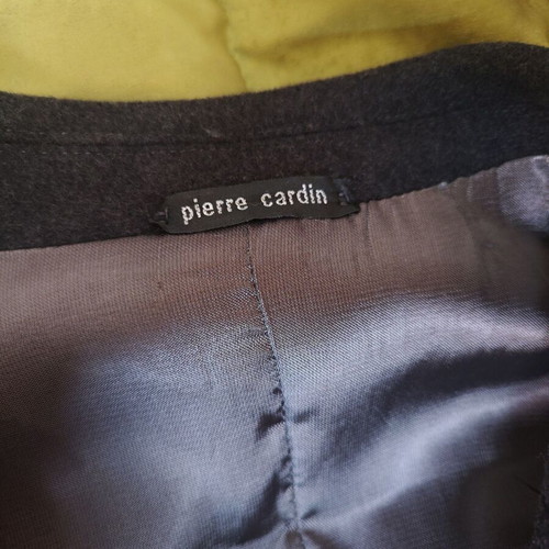 Pierre Cardin men's coat like new, size 50, gray wool with satin lining