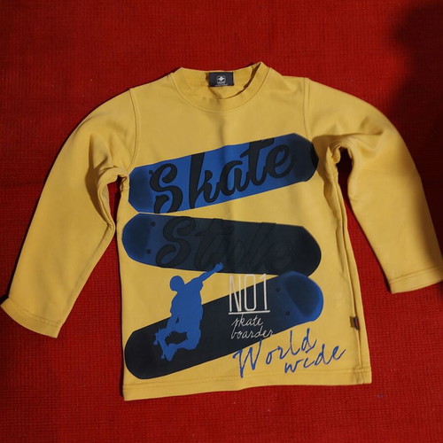 Boys' sweatshirt 8 years like new, yellow, size 128 cm