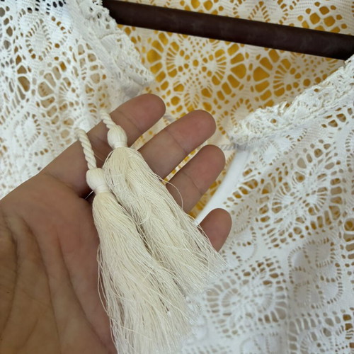 MS Mode Cream Crochet Lace Blouse with Tassel Neck and Attached Camisole, Size XL