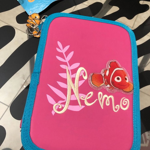 Finding Nemo school pencil case full, new with embroidered Disney logo