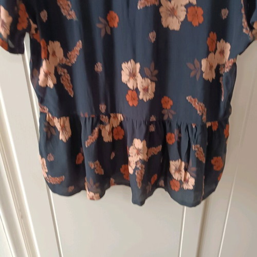About You women's short-sleeve blouse like new, floral, size M