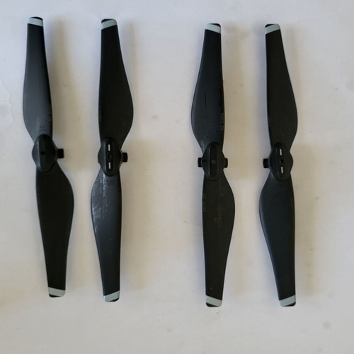 DJI Mavic Air drone propellers set of 4, like new