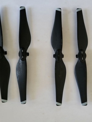 DJI Mavic Air drone propellers set of 4 new