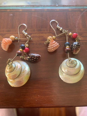 Vintage retro earrings with shells