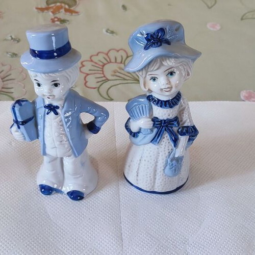 Vintage porcelain figurines Victorian couple