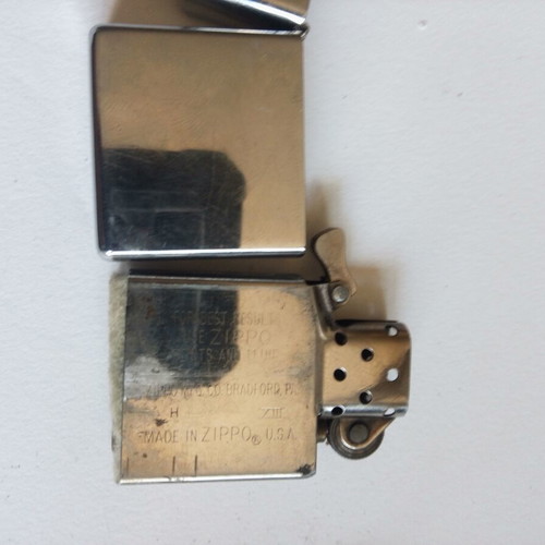 Zippo lighter used, functional, 3.5x5.5 cm