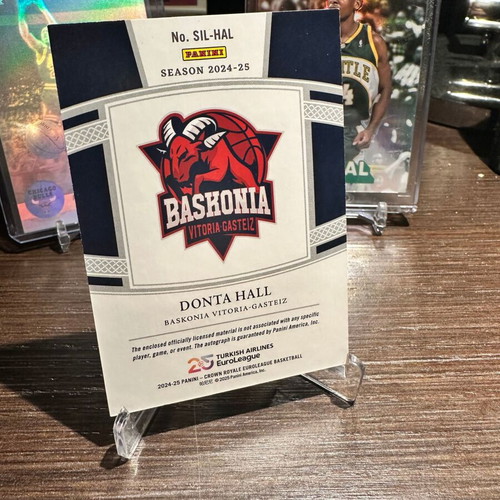 Panini Crown Royale EuroLeague 24-25 Donta Hall Silhouettes Jersey Patch Auto 46/99