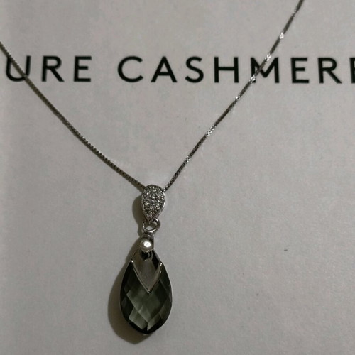 Silver 925 pendant new with zircon stones
