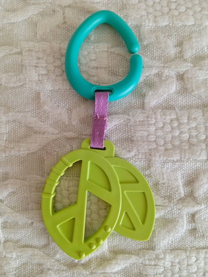 Hanging toy like new