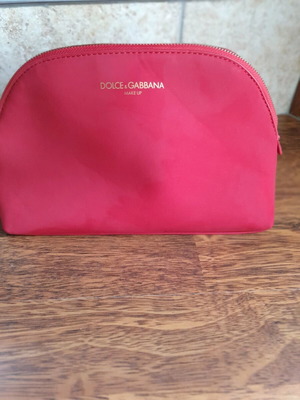 Dolce & Gabbana red cosmetic bag new