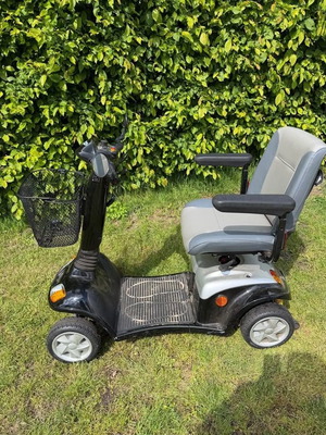 Scooter Mobile like new, no license required