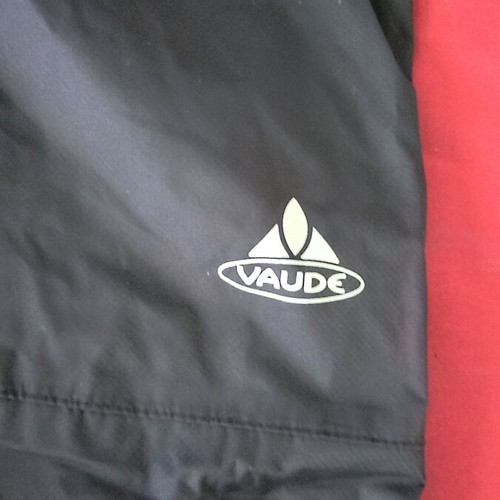 Vaude men's black pants with CEPLEX Active membrane