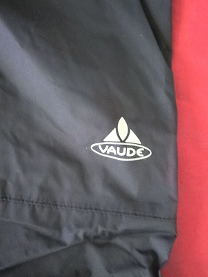 Vaude men's black pants with CEPLEX Active membrane