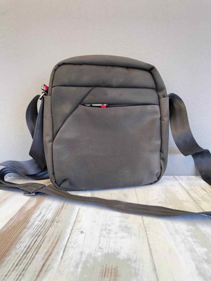 Ανδρική τσάντα ταχυδρόμου σαν καινούργιο, λαδί