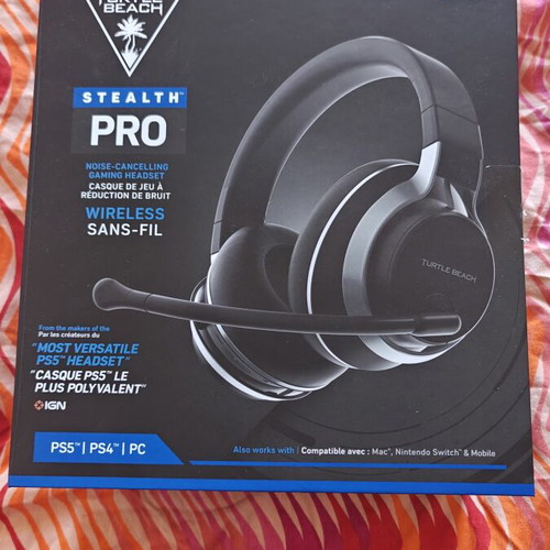 Turtle Beach Stealth Pro wireless gaming headset like new