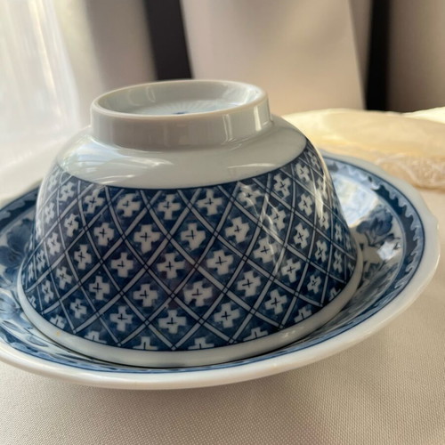 Arita Japanese Porcelain Set bowl and deep plate like new