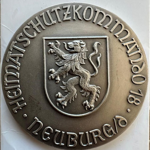 German medal like new, collectible large size and weight