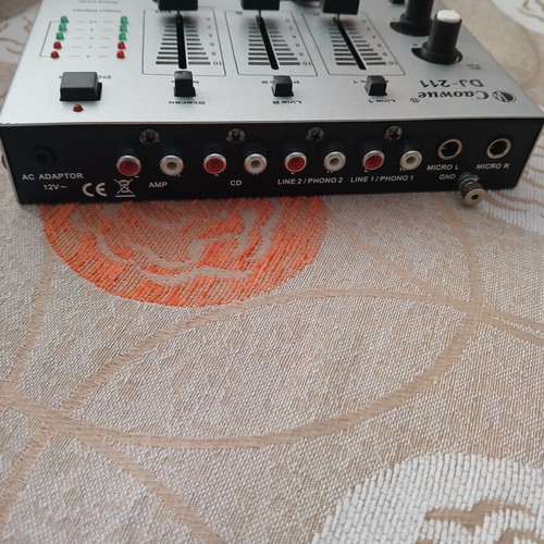 Caowue DJ-211 mixer like new with power supply