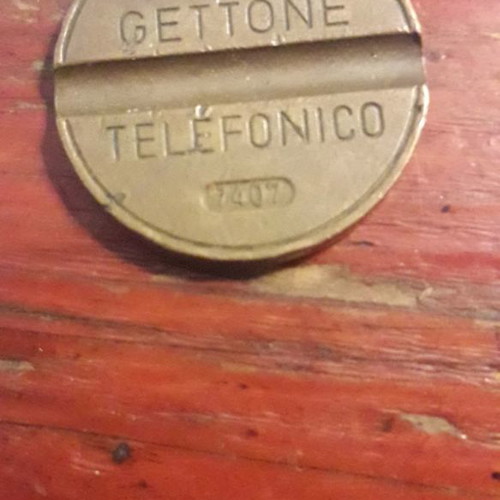 Vintage Gettone Telefonico used, 1974 & 1977 bronze tokens