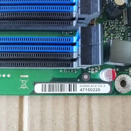 Fujitsu P520 D3220-A12 GS 2 REV:1.0 motherboard like new, Socket LGA1150