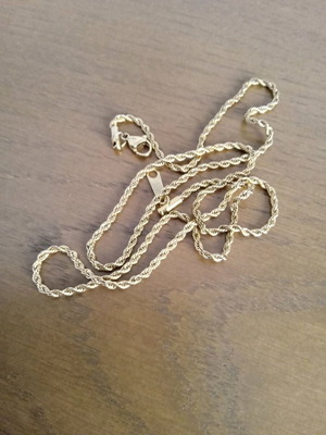 Chain gold color 55cm like new